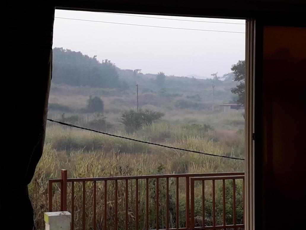 Karjat Mountain Villa Exteriér fotografie
